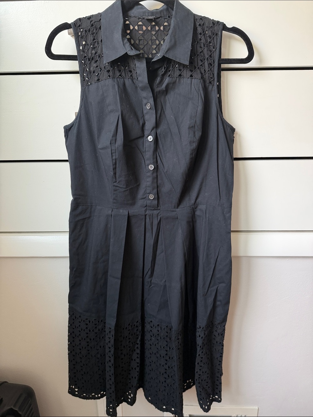 Ann Taylor Black Sleeveless Eyelet Shirt Dress